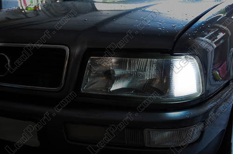 LED Pozičné svetlá Biely Xenón Audi 80 / S2 / RS2