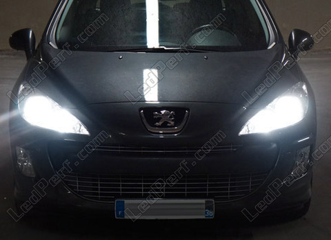 LED diaľkové svetlá Peugeot 308