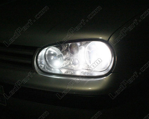 LED Stretávacie svetlá Volkswagen Golf 4