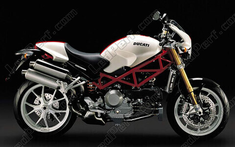 Motocykel Ducati Monster 998 S4RS (2006 - 2008)