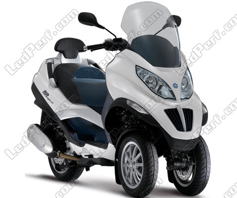 Skúter Piaggio MP3 125 (2006 - 2013)