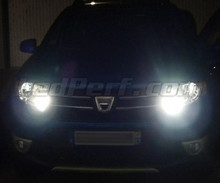 Balíček LED denné svetlá / pozičné svetlá (biely xenón) pre Dacia Sandero 2