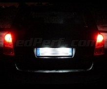 Balík osvetlenia registračnej značky na LED (biely xenón) pre Toyota Corolla Verso