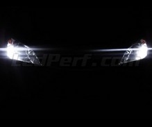 Balíček LED pozičných svetiel (biely xenón) pre Ford Mondeo MK3