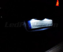 Balíček osvetlenia registračnej značky s LED (biely xenón) pre Opel Zafira B