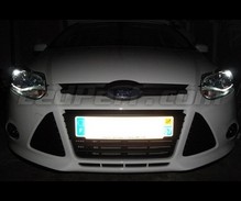 Balíček LED pozičných svetiel (biely xenón) pre Ford Focus MK3